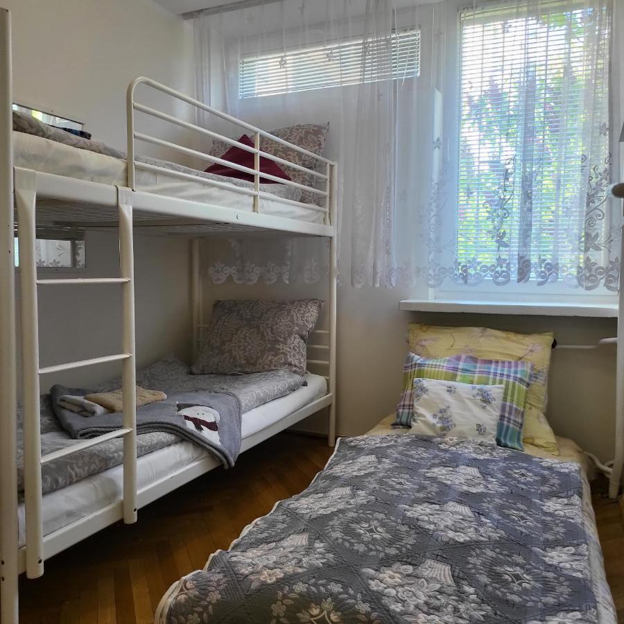 Spacious Retro Flat Close To National Stadium Butas Warsaw